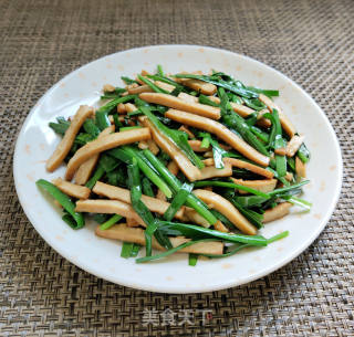 香干炒韭菜的做法