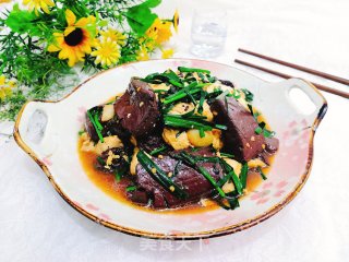 猪血旺烧豆腐的做法