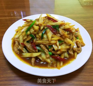肉丝炒藕条的做法
