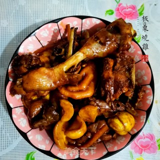 板栗烧鸡的做法