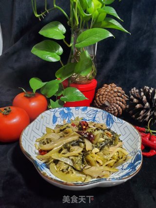酸菜炒腌嫩姜的做法