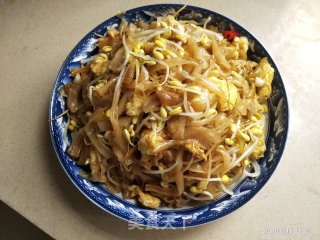 炒河粉的做法