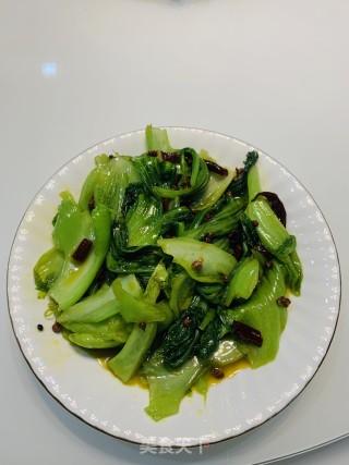 炝炒芥兰菜的做法