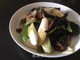 大葱炒加拿大海参的做法