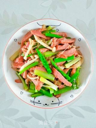 牛肉庚炒芦笋的做法