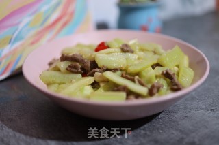 牛肉嫩姜炒黄瓜的做法