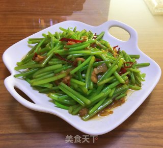 红薯杆子炒肉的做法
