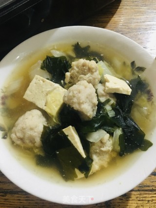 水汆丸子汤的做法
