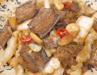 白菜粉丝烧带鱼的做法