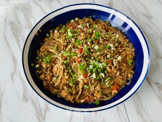火麻仁肉末红薯粉的做法