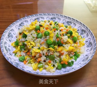 豌豆炒饭的做法
