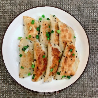 沙葛肉馅煎饺的做法