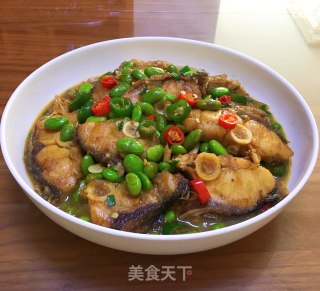 毛豆烧鱼块的做法
