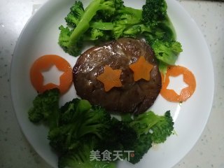 西兰花牛排的做法