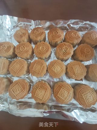 广式豆沙月饼的做法