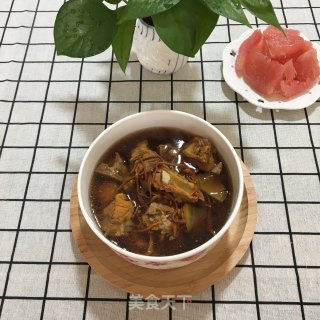 虫草花炖排骨的做法