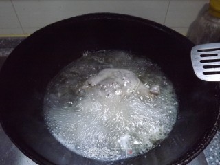 鸭腿炖土豆的做法步骤：3