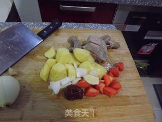 鸭腿炖土豆的做法步骤：5