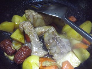 鸭腿炖土豆的做法步骤：8