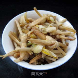 金花排骨汤的做法步骤：2