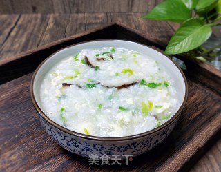 萝卜蛋丝粥的做法