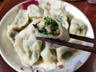 猪肉韭菜三鲜饺子的做法
