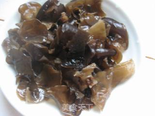 苦瓜木耳炒的做法步骤：2