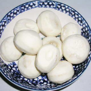 清炒茨菰的做法步骤：1