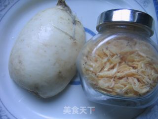 萝卜丝炒虾皮的做法步骤：1