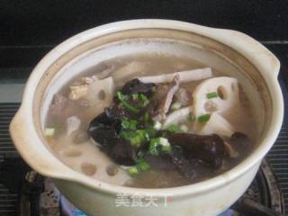 肉片黑木耳炖藕的做法步骤：8