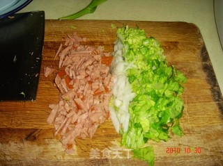 鸡蛋饼的做法步骤：1