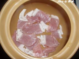 梅菜煲猪肉的做法步骤：4