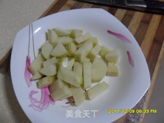 排骨炖土豆的做法步骤：3