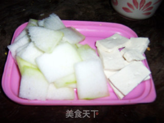 补钙暖身的胡辣冬瓜金钩汤的做法步骤：3