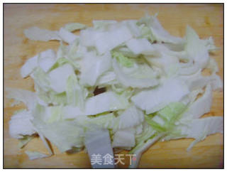 醋溜白菜的做法步骤：1