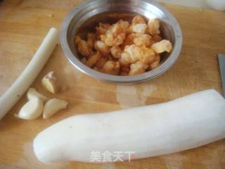 萝卜虾仁的做法步骤：1