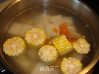清鲜玉米羊肉汤的做法步骤：4