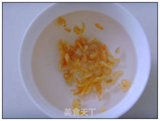 海米白菜粉丝汤的做法步骤：2