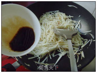 苤蓝炒木耳的做法步骤：7