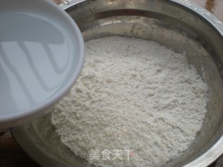 烫面蒸饺的做法步骤：2