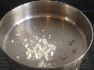 方腿肉香干炒西兰花的做法步骤：2