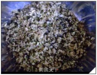 猪肉茄子馅水饺的做法步骤：2
