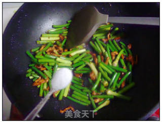 肉丝炒蒜苔的做法步骤：6