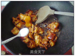 黄豆焖猪脚的做法步骤：6