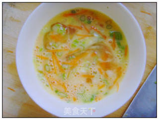 胡萝卜鸡蛋饼的做法步骤：4