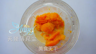 KT猫牛奶金瓜汤的做法步骤：3