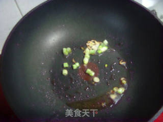 香菇炒韭菜的做法步骤：4