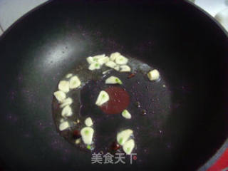 韭菜炒鲜蘑的做法步骤：5