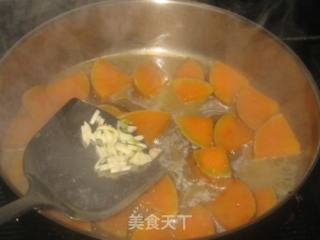 蒜味炒南瓜的做法步骤：5
