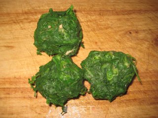 冬季没事--鲫鱼荠菜馄饨的做法步骤：2